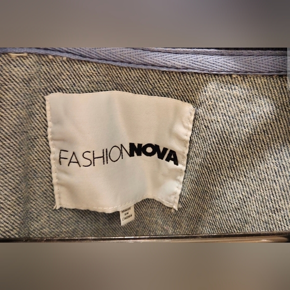 Fashion Nova Pearl Embellished Denim Varsity Jacket Size L - Picture 7 of 8